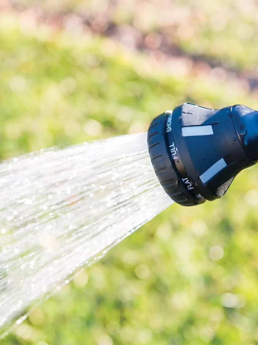 18” 8-Pattern Rotating Water Wand With Cork Handle - Image 5